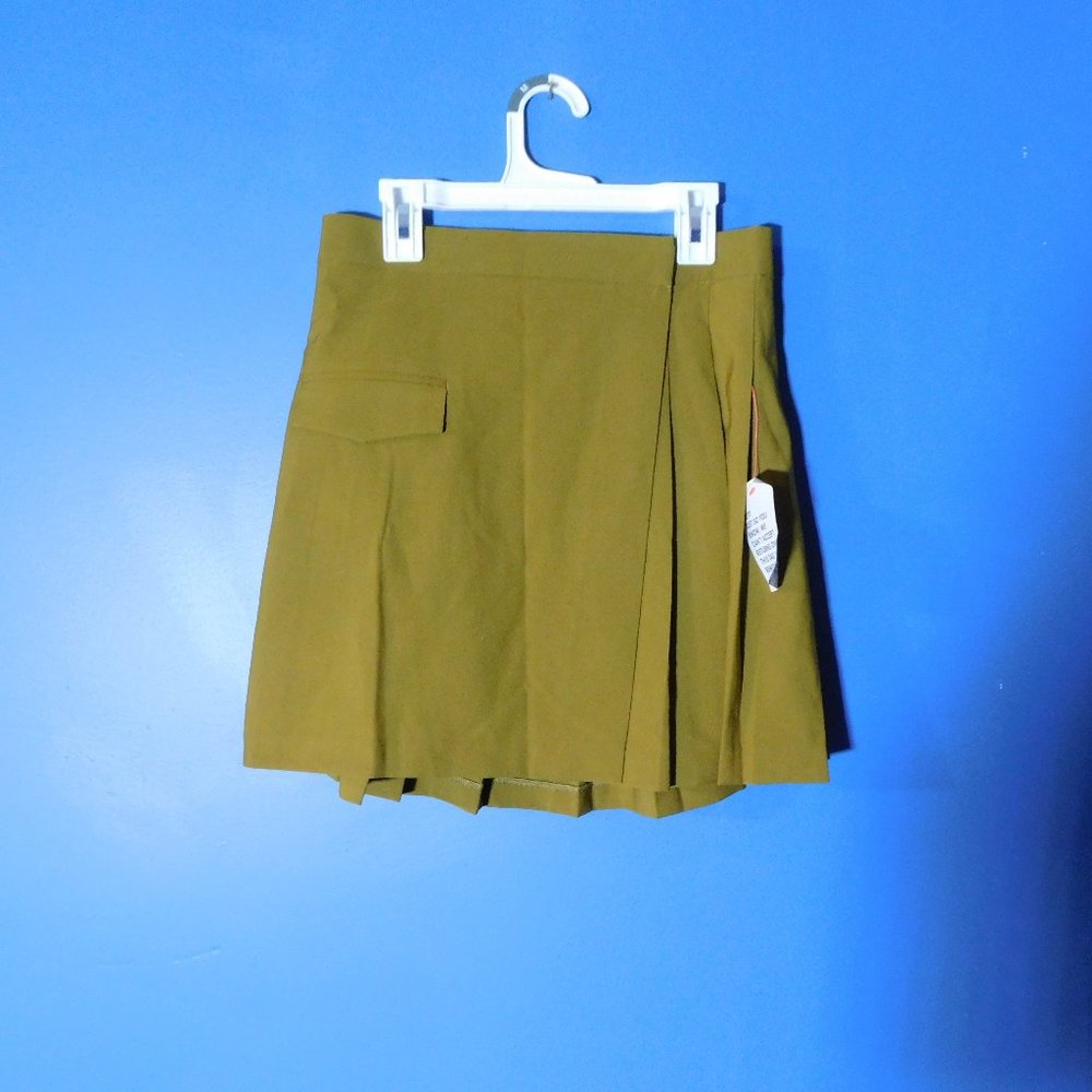 NWT ASOS Design Green Pleated Skirt With Pocket Detail - Size US6